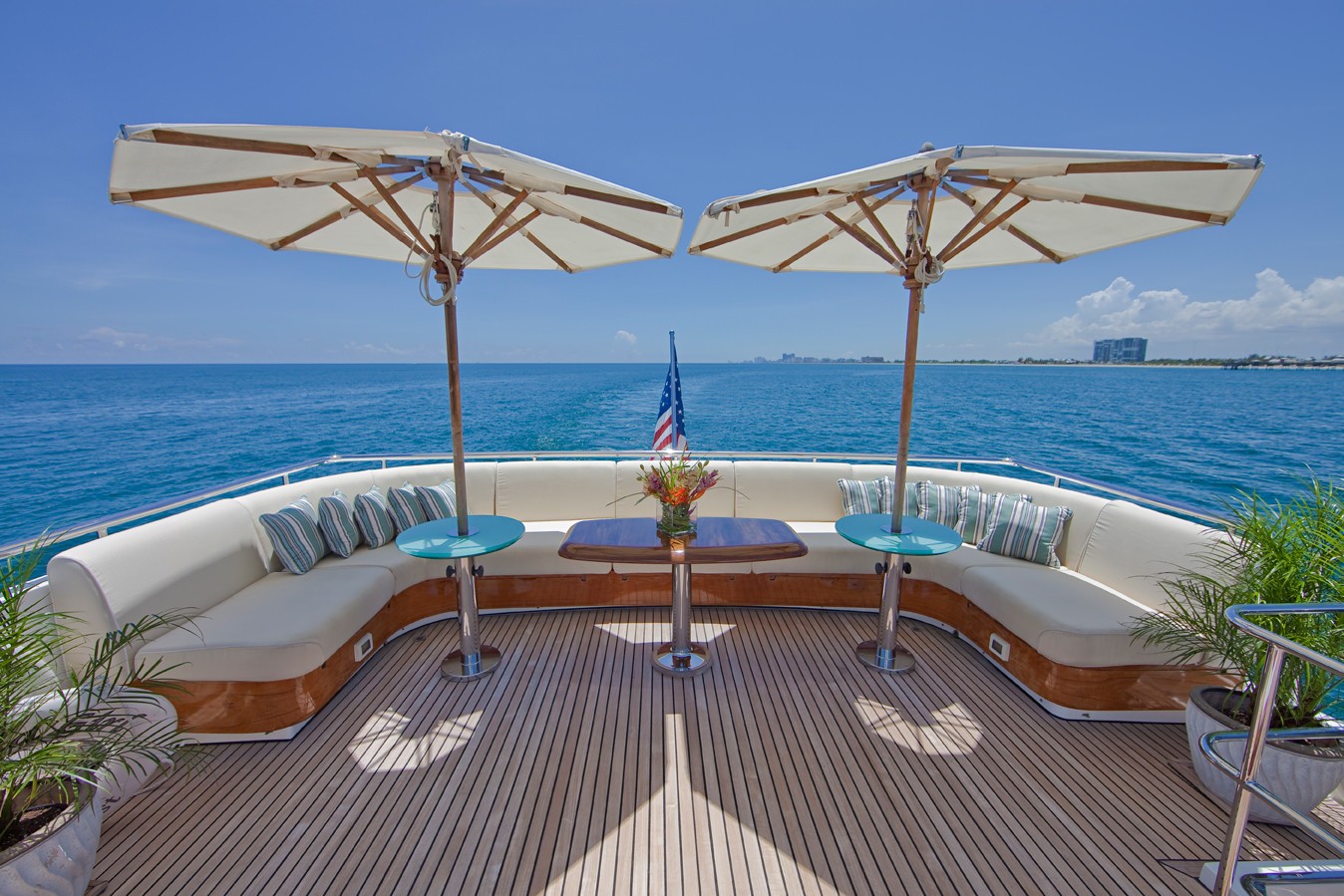 diamond girl yacht charter